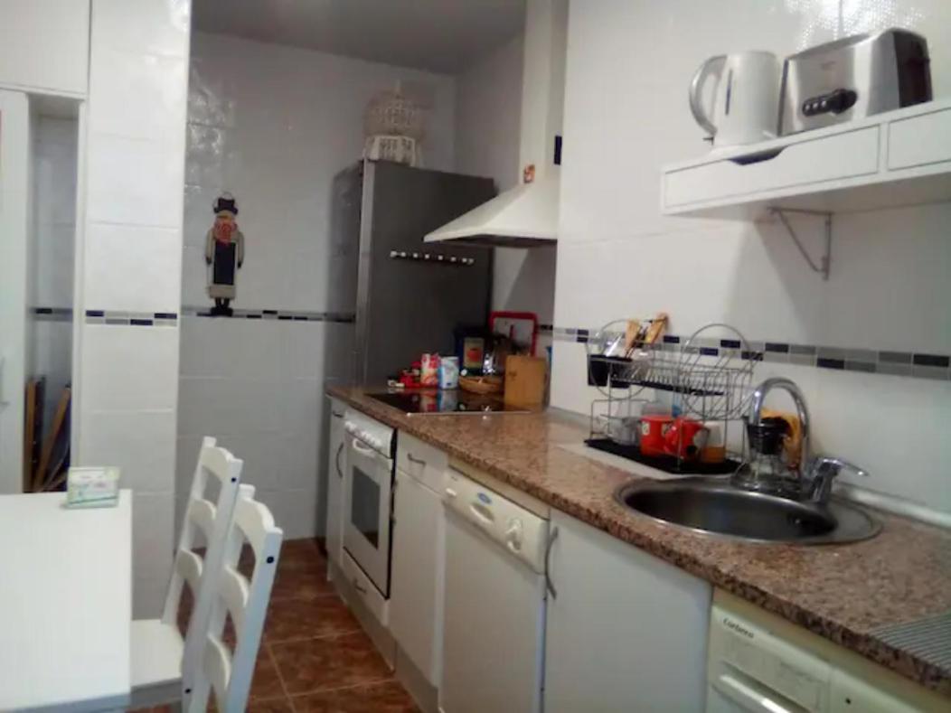 Las Golondrinas Habitacion En Piso Centrico Para Una O Dos Personas Сарагоса Екстериор снимка